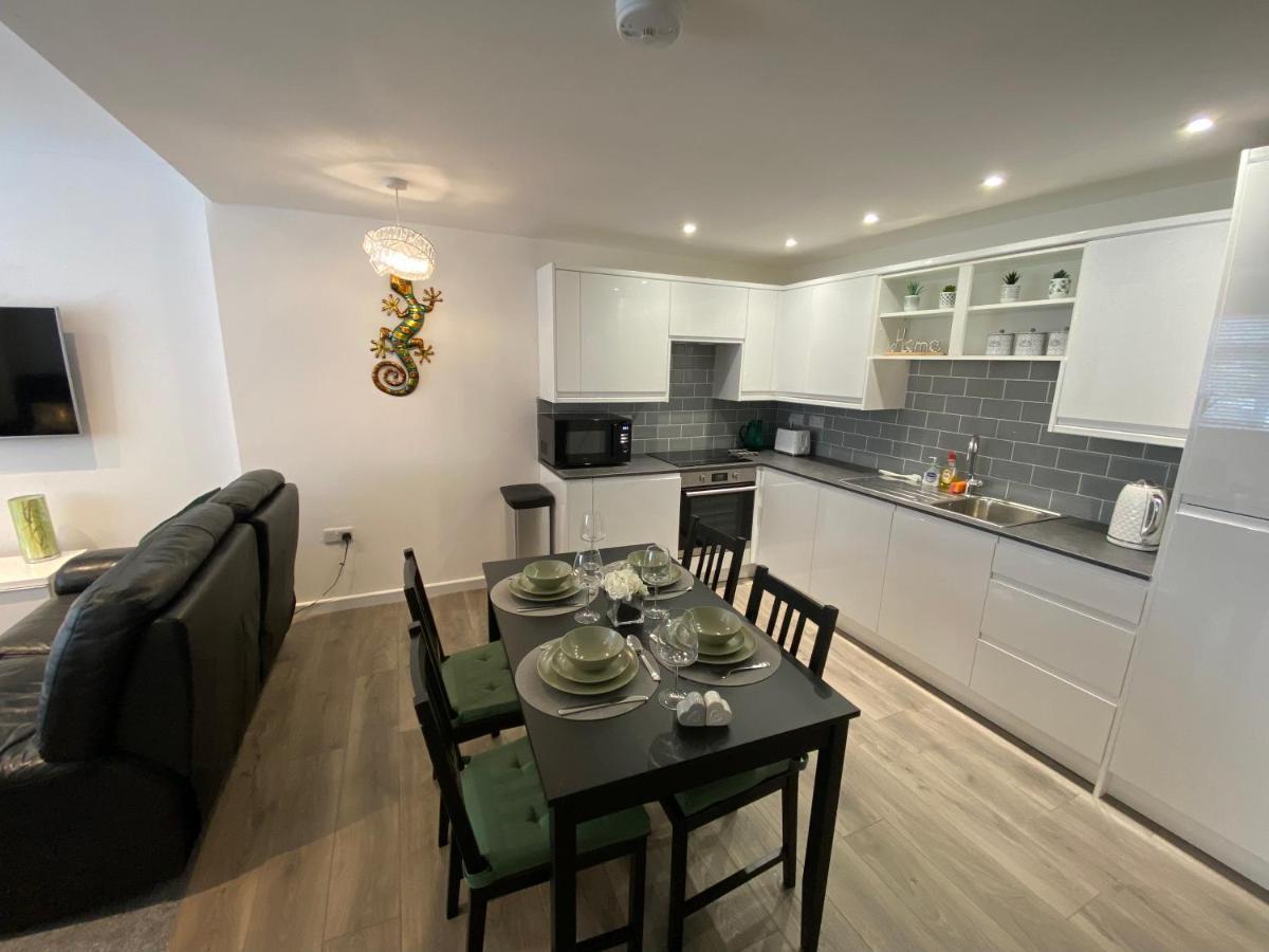 Modern 2 Bedroom Apartment, With Car Parking. Bitton المظهر الخارجي الصورة